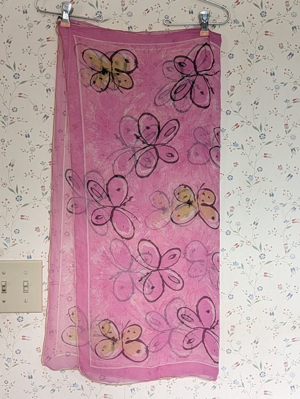 Vera Silk Scarf Butterfly Print Light Sheer Vintage handrolled  Japan 1960 - Picture 2 of 10